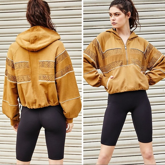 😍 RARE Free People RED Win Win Hoodie!! - Picture 3 of 8